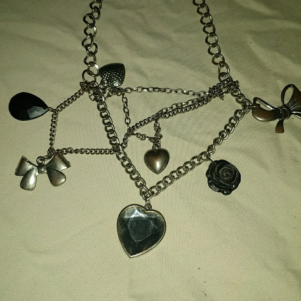 💓 charmed necklace 💓